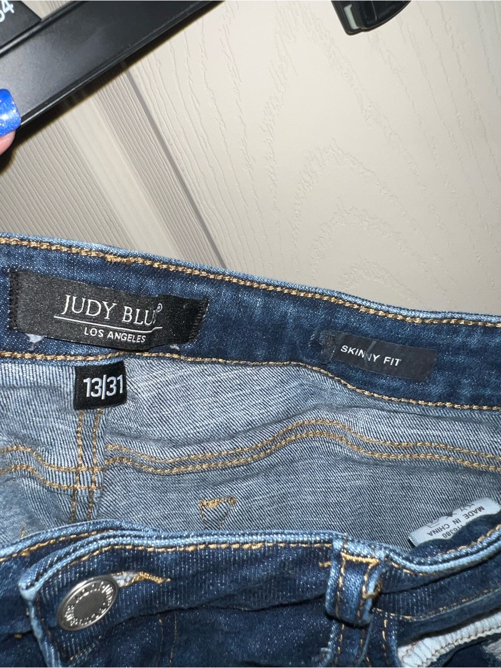 Judy Blue Skinny Jeans - Picture 3 of 3